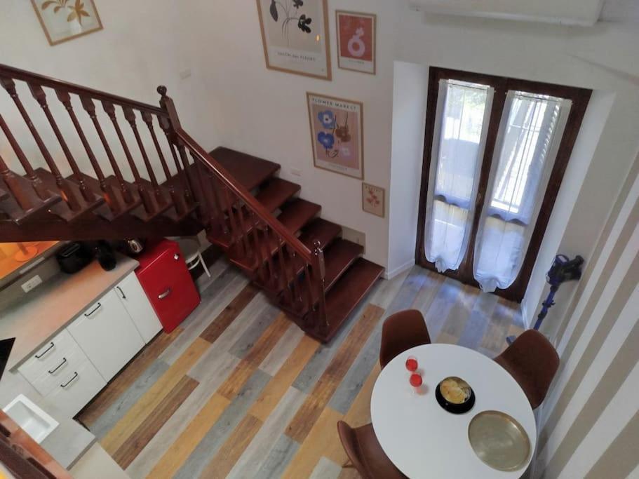 Casa Fedra, Delizioso Loft Frontelago トスコラーノ・マデルノ エクステリア 写真